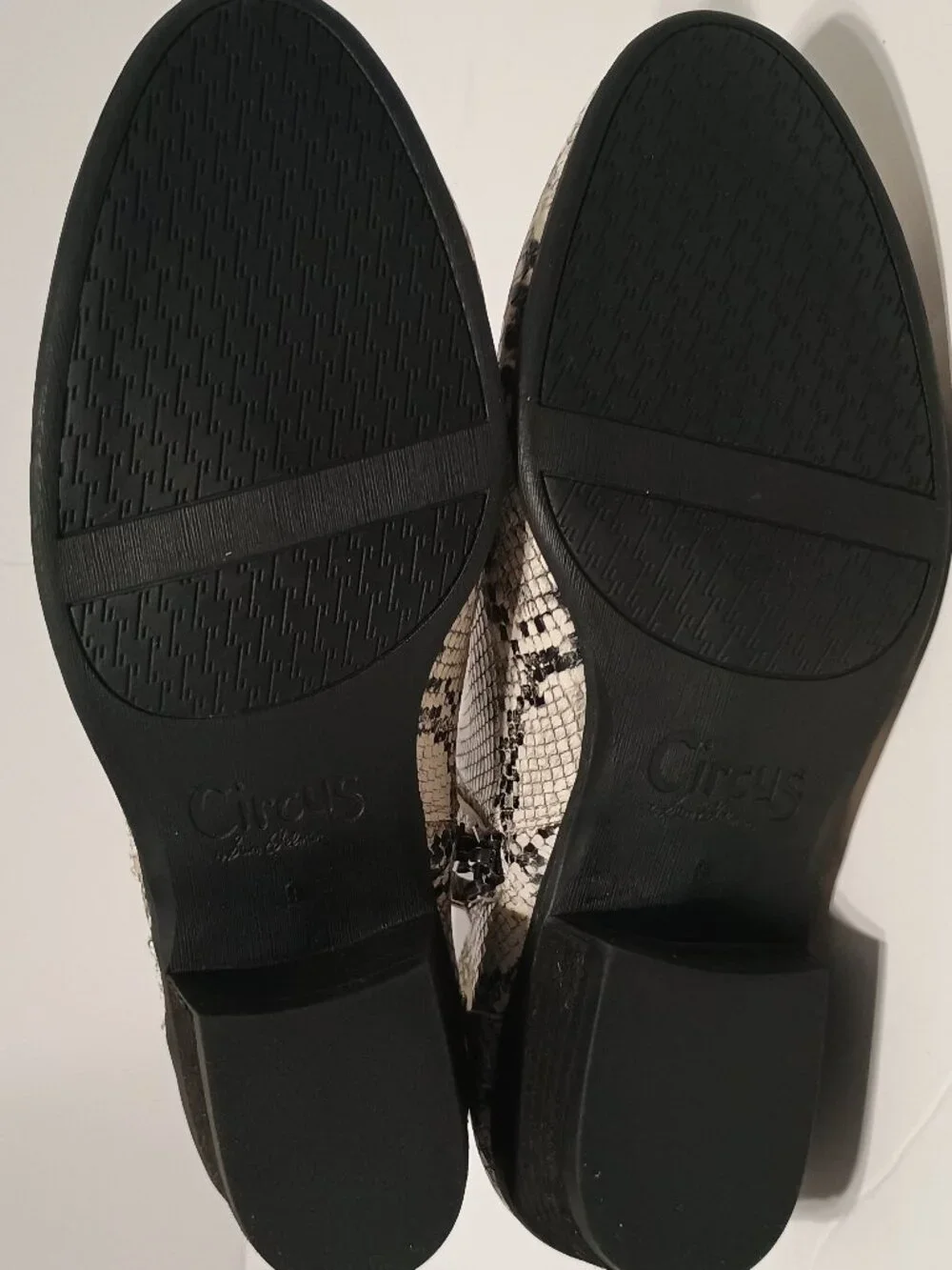 Circus by Sam Edelman Snake Print Western Ankle Booties Side Zip Block Heel - Picture 8 of 10